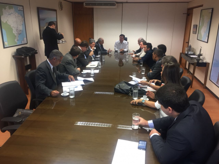 AMIG e municípios mineradores se reúnem em Brasília com MME, DNPM e DIPAR