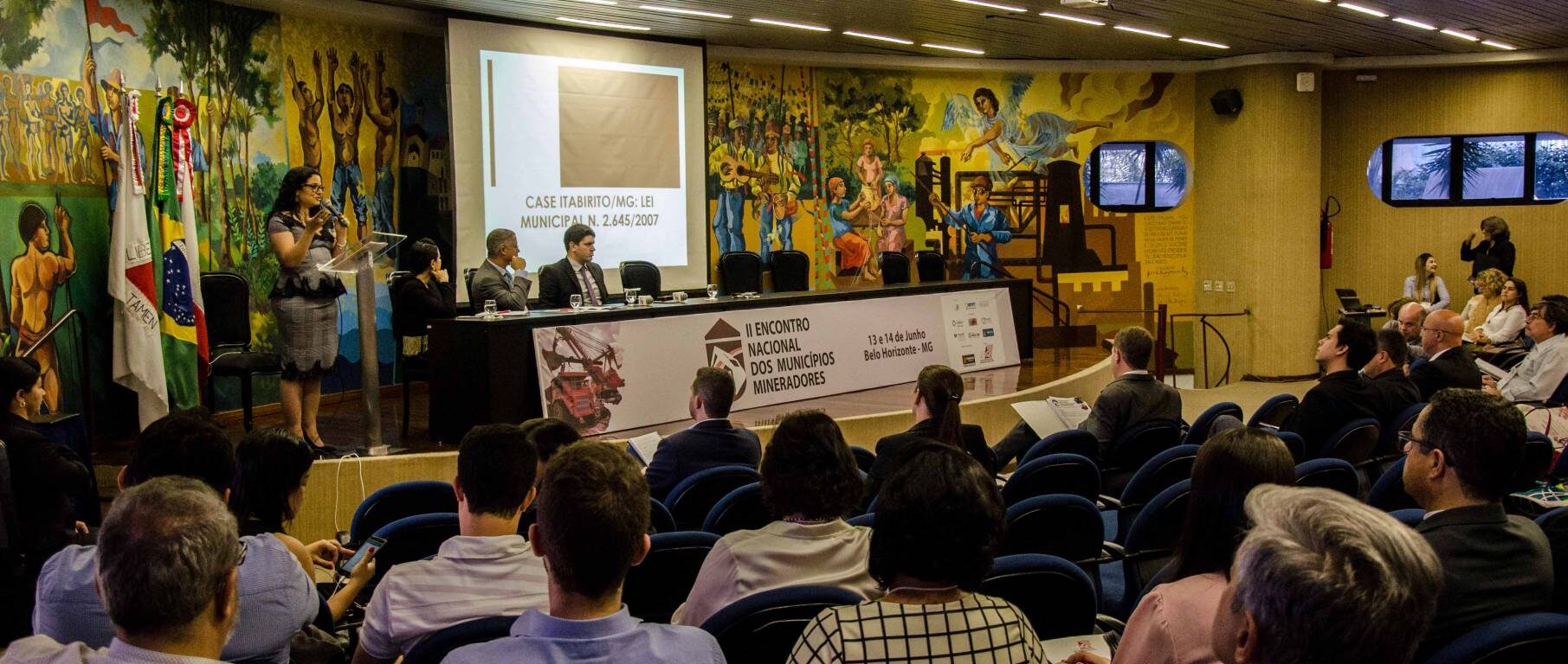 Confira os materiais de apoio utilizados durante apresentações do II Encontro Nacional dos Municípios Mineradores