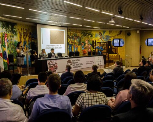 Confira os materiais de apoio utilizados durante apresentações do II Encontro Nacional dos Municípios Mineradores