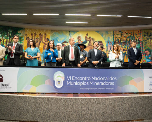 Municípios mineradores exigem protagonismo e justiça tributária no maior evento do setor público minerário do Brasil