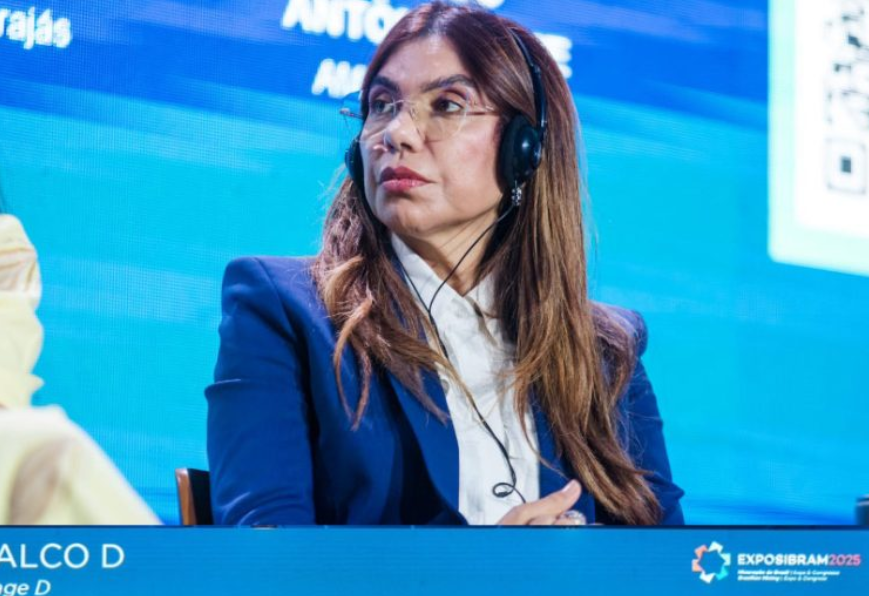 “Enquanto o minério é finito, o futuro é infinito”, diz prefeita Josemira durante palestra na Exposibram 2025
