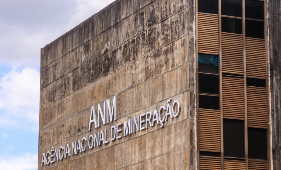 TCU aponta desvio de finalidade em 72% das Guias de Utilização da ANM