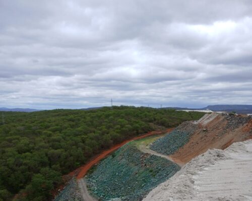 Interdição de pilhas da Sigma Mineração segue mantida após nova reunião com auditores do trabalho