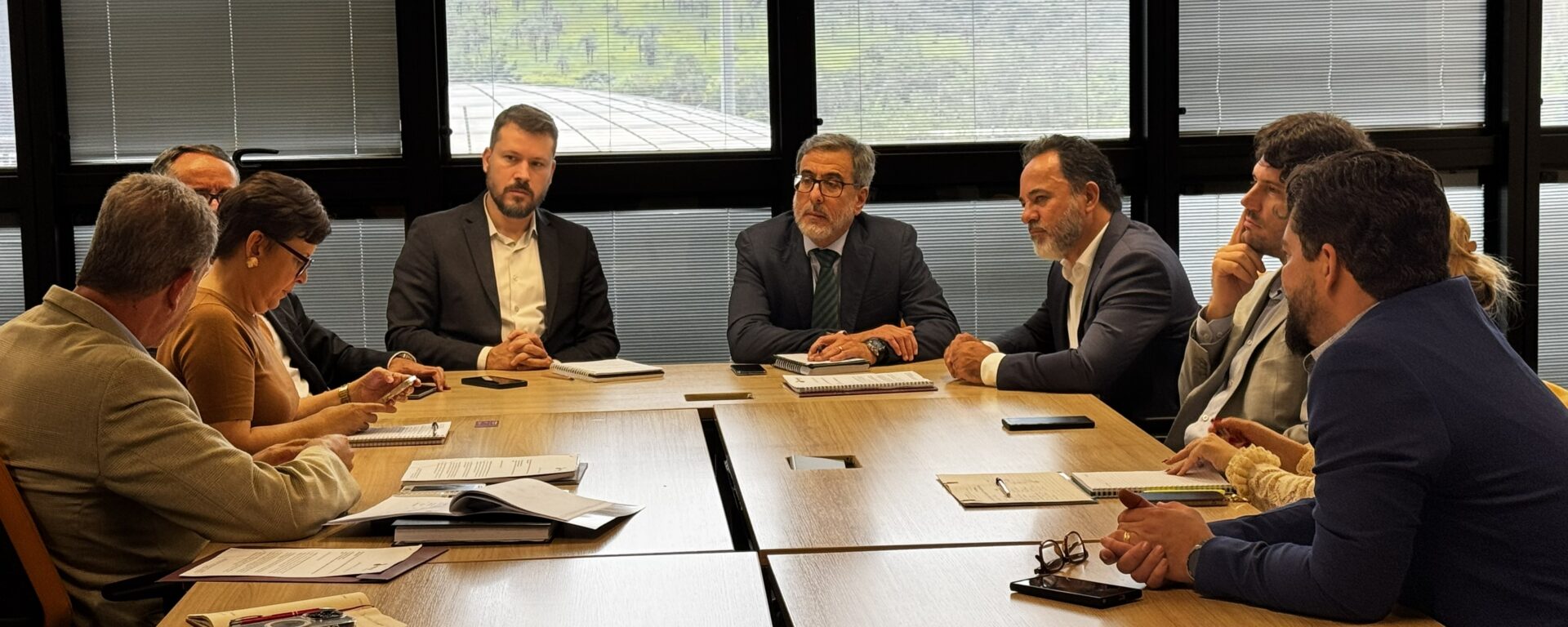 Em visita à Semad, AMIG Brasil reforça agenda em defesa dos municípios mineradores e afetados pela mineração