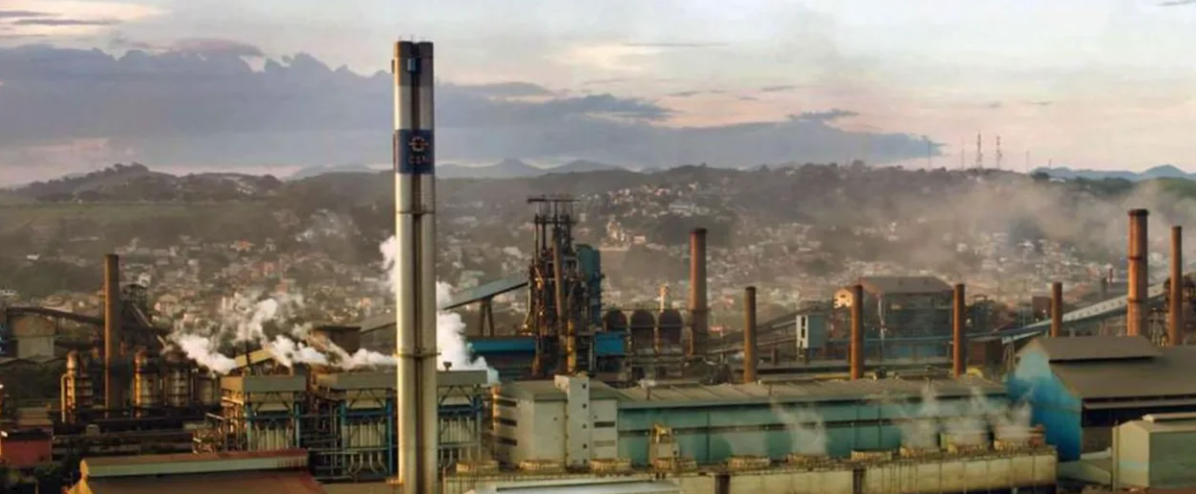 Guerra no Irã impacta frete do minério, diz CSN Mineração