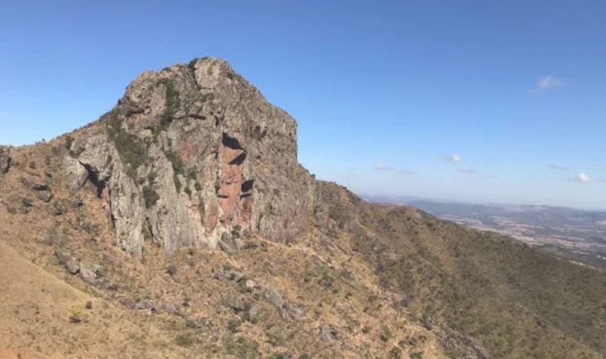 Avanço da mineração na Pedra Grande preocupa moradores e autoridades