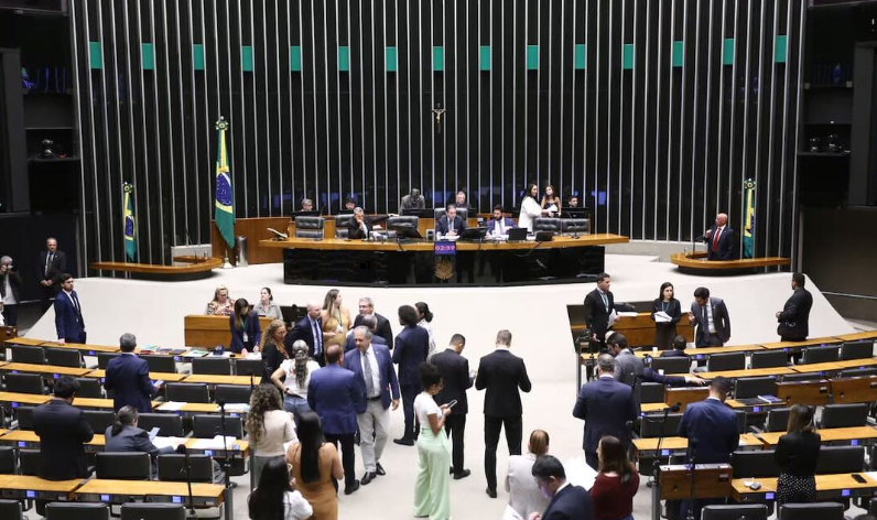 Grupo de Trabalho sobre Mineração em Terras Indígenas discute experiências internacionais