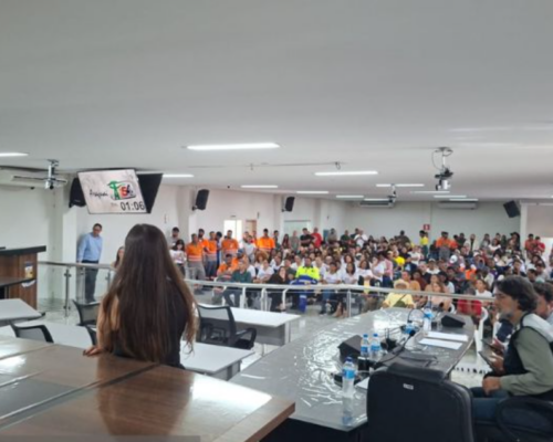 MPMG participa audiência pública para discutir impactos de empreendimento minerário em comunidades rurais de Araçuaí