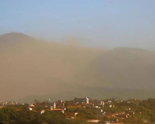 VÍDEO: Nuvem de poeira cobre Congonhas; cidade mineira está em alerta