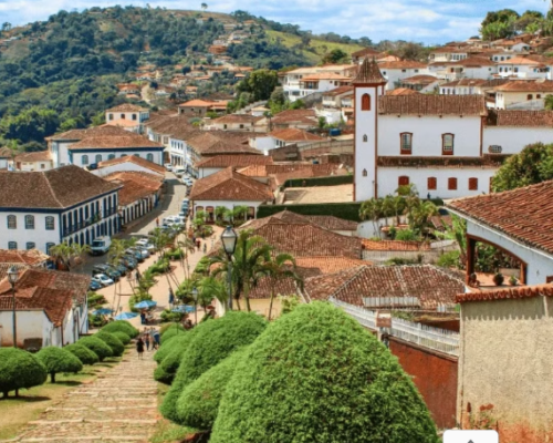 MPF tenta barrar mineração a 4 km de centro histórico tombado de Serro, em MG