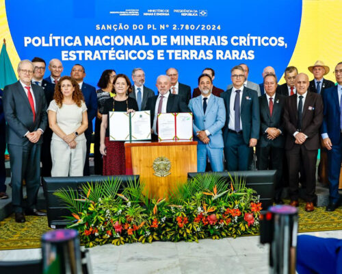 Municípios mineradores conquistam voz no conselho que definirá futuro dos minerais críticos no Brasil