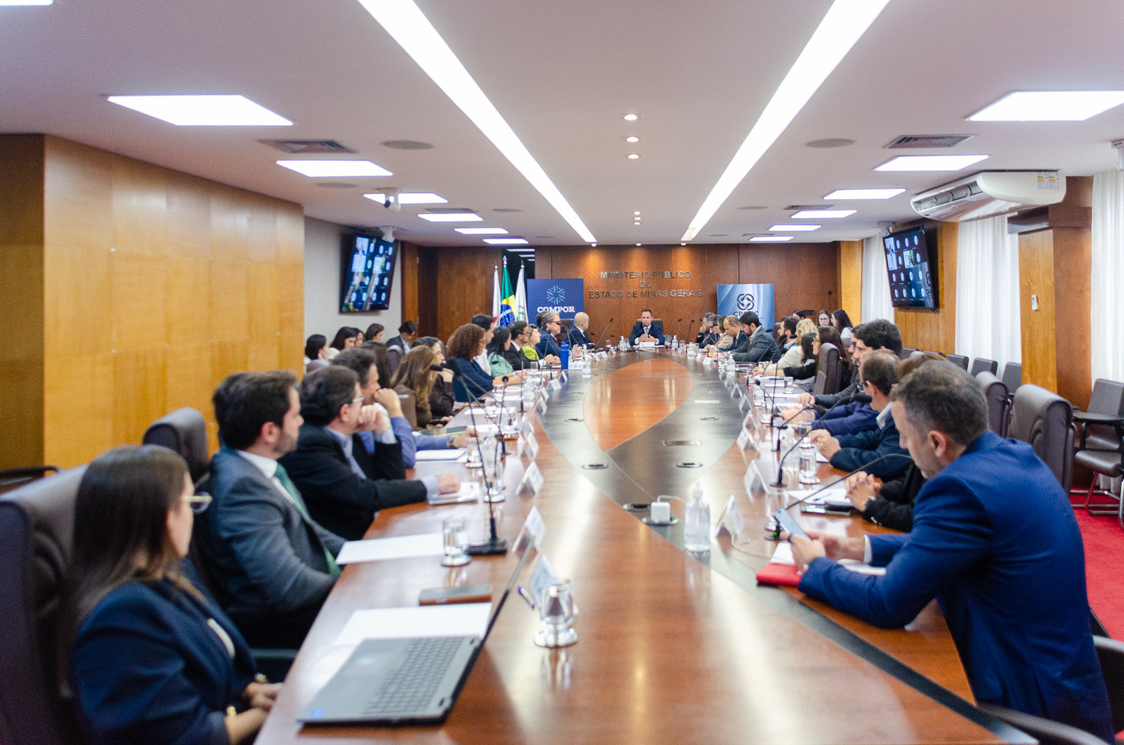 AMIG Brasil participa de reunião sobre monitoramento de acordos para mobilidade e segurança nas BRs 040 e 356