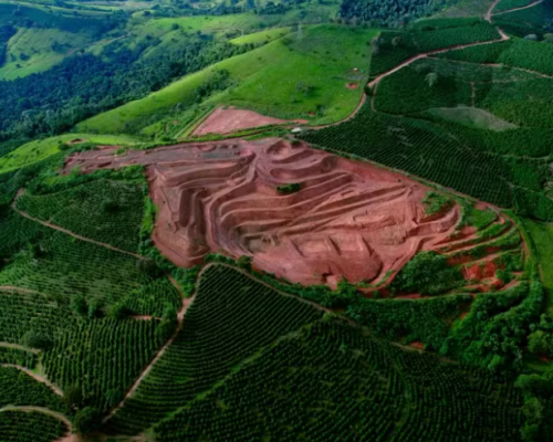 Exclusivo: Cabo Verde Mineração paralisa operação de minério de ferro em MG